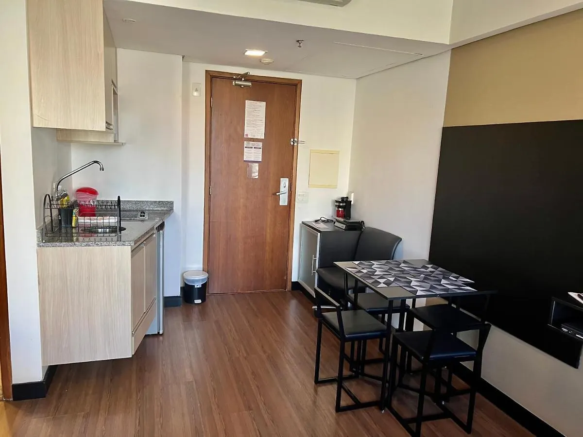 Apartamento Beneficencia Portuguesa, 50 Metros São Paulo 0*,  Brasil